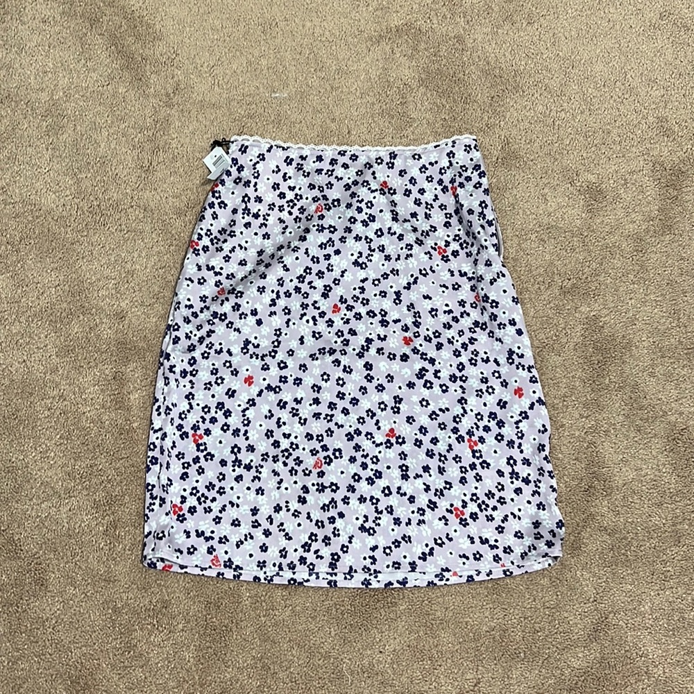 Aritzia floral satin skirt